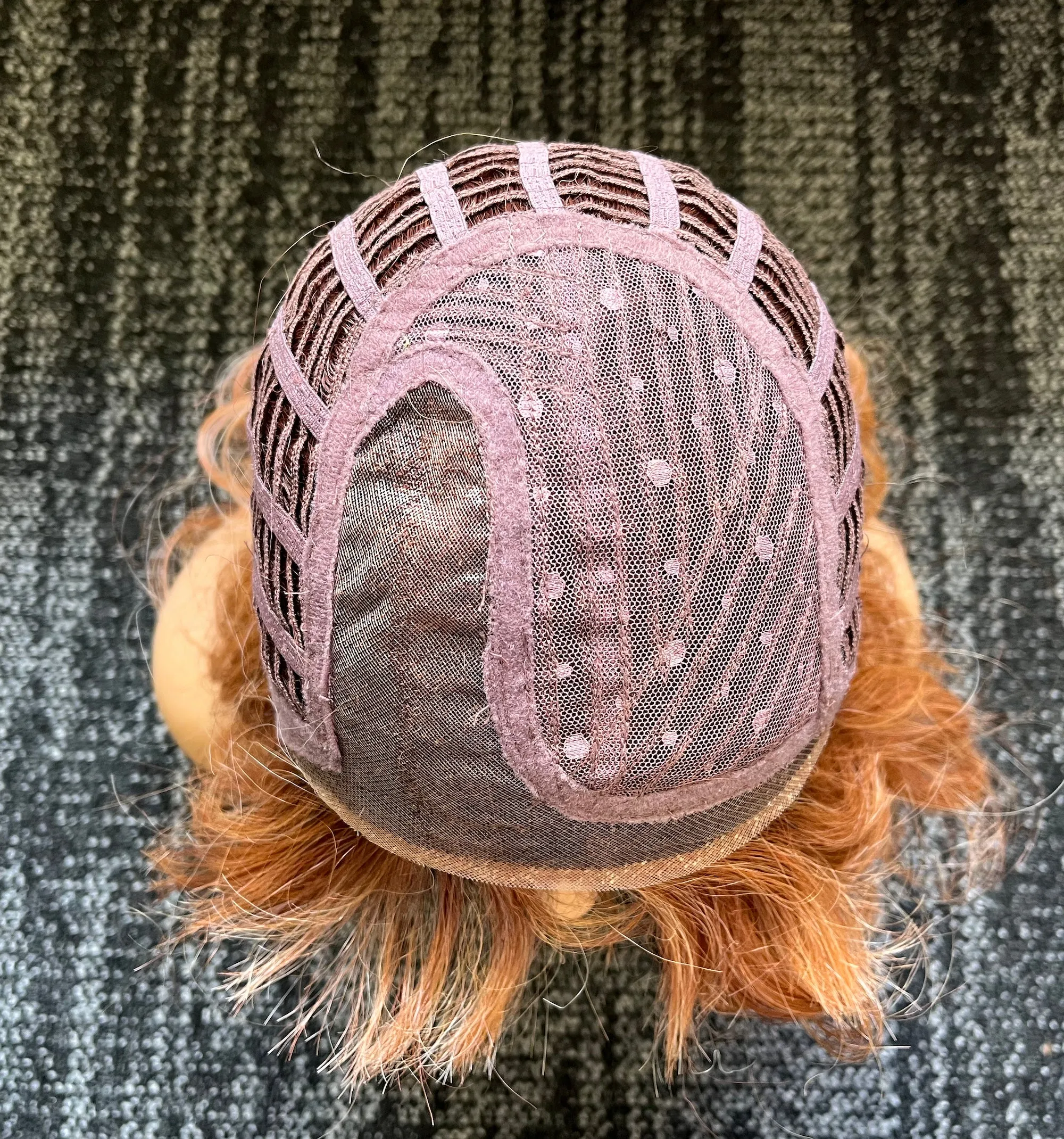 Preloved, Belle Tress, Summer Peach wig | Heat-friendly synthetic | Sumptuous Strawberry | Average cap | 13.5″ length