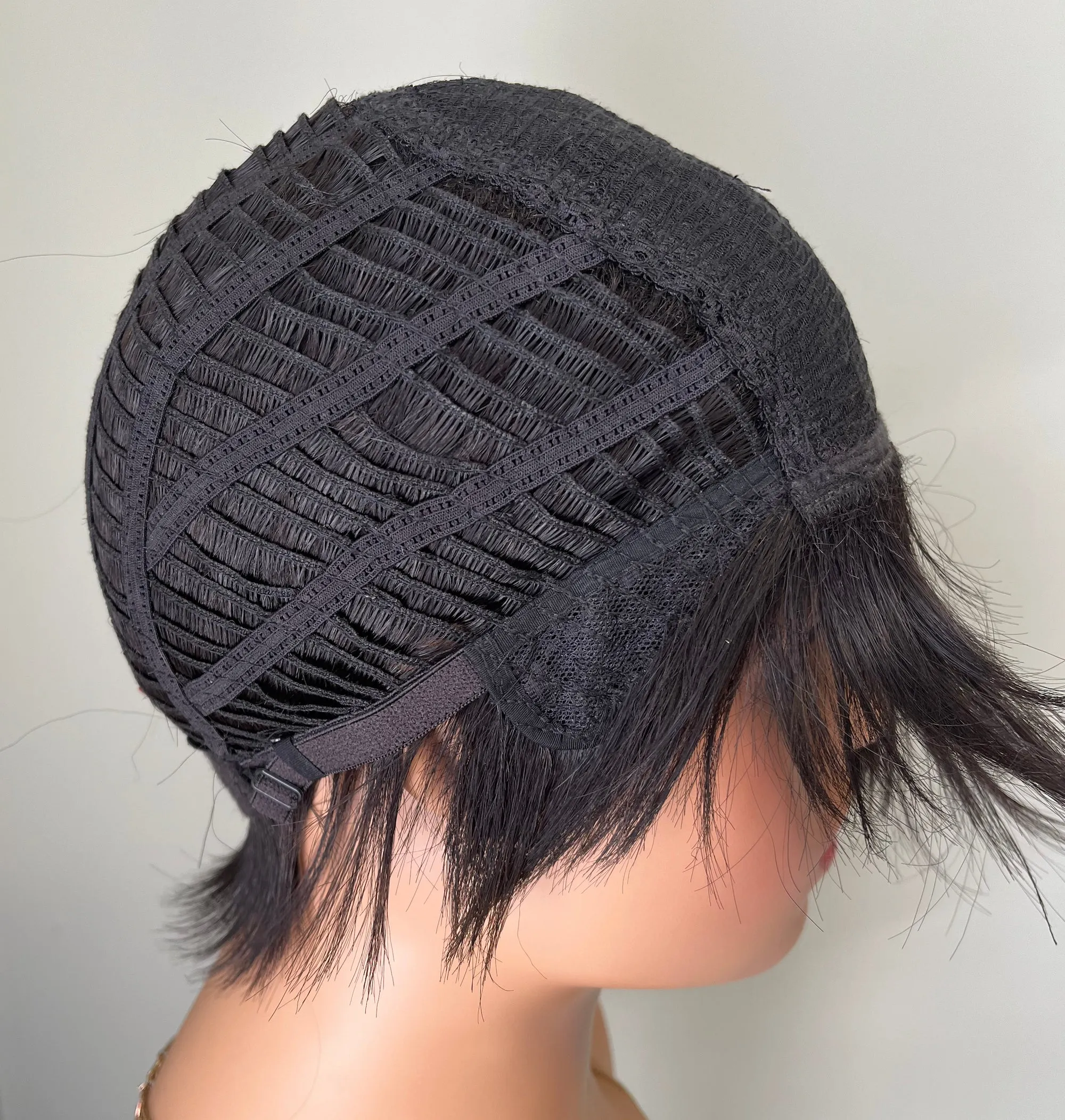 Preloved, Rene of Paris, Dani Wig | Synthetic fibre | Espresso | Average cap | 5.5" length
