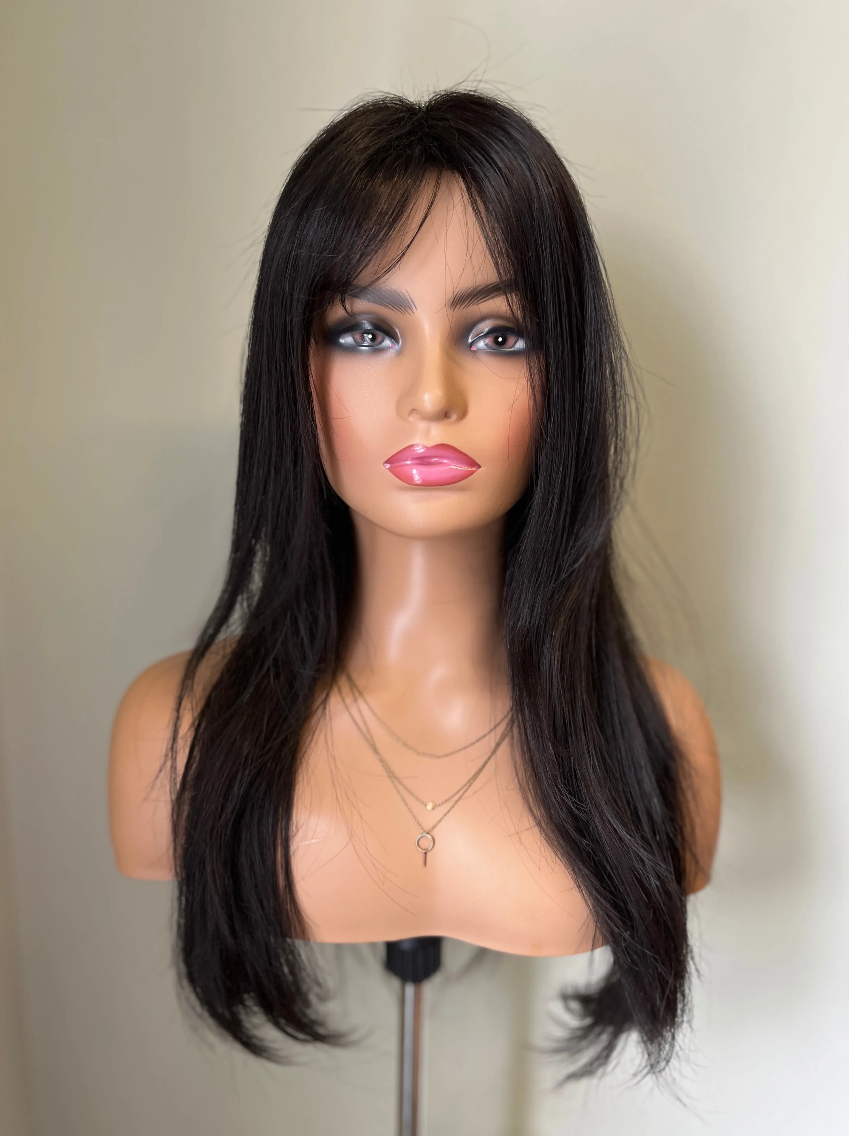 Preloved, Rene of Paris, Robin wig | Synthetic fibre | Expresso | Petite/average | 27" length